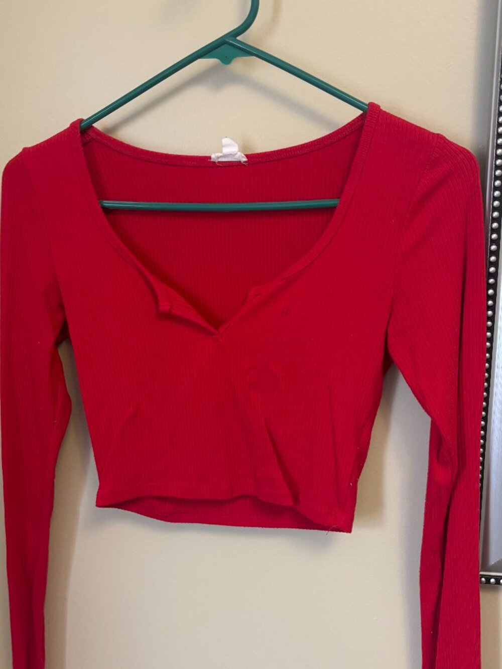 Red Garage Longsleeve cropped top